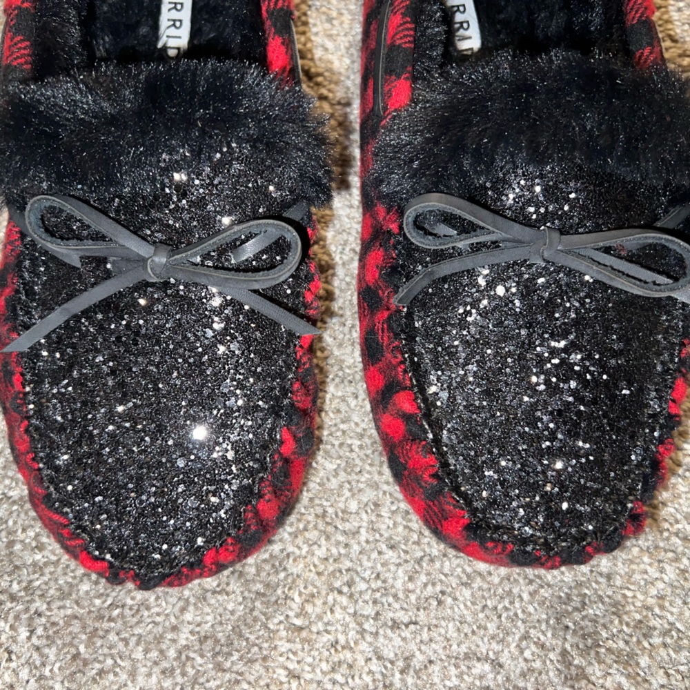 Torrid Faux Fur Slippers - Picture 7 of 8